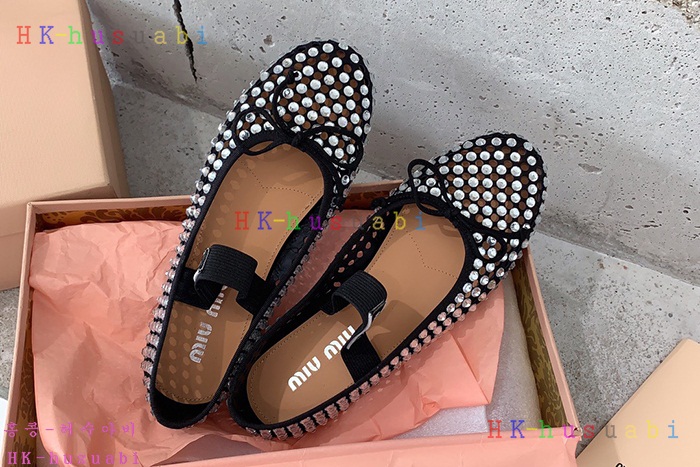 NEW 미우미우 신발 신상 MU 968220