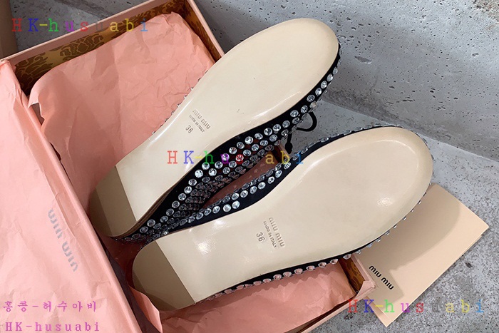 NEW 미우미우 신발 신상 MU 968220