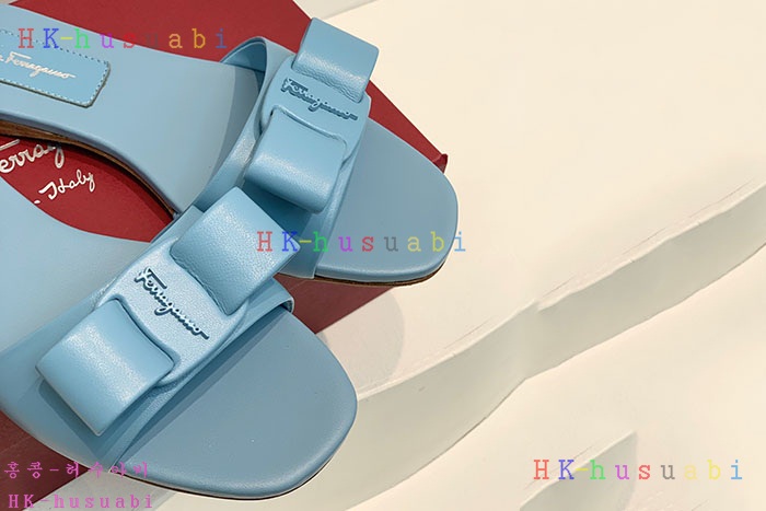 NEW 페라가모 샌들 신상 F 855503