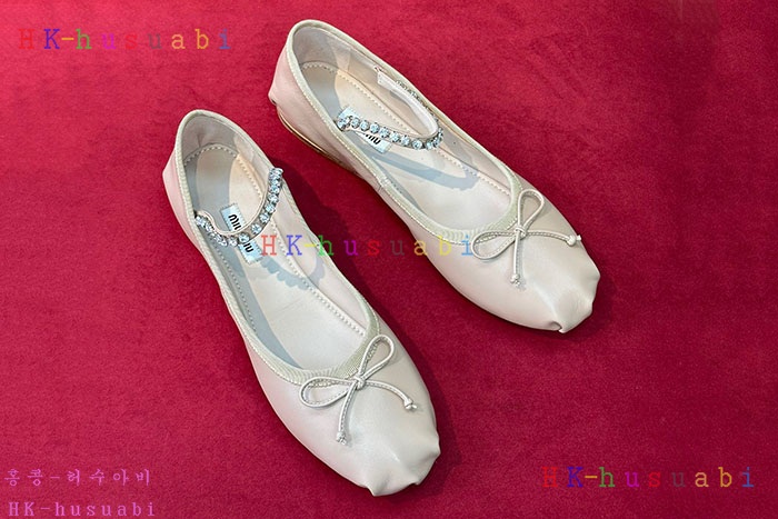 NEW 미우미우 신발 신상 M683348