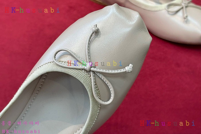 NEW 미우미우 신발 신상 M683348