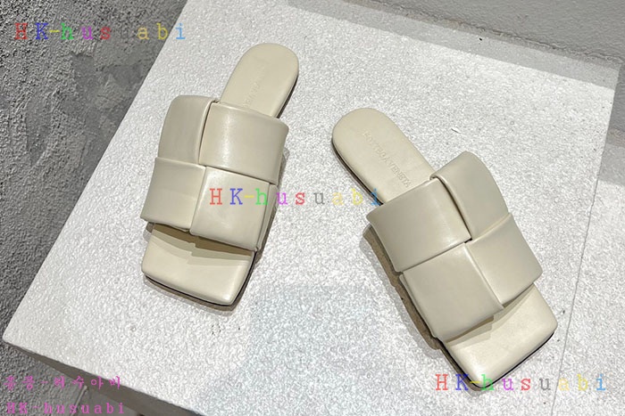 NEW 보테가베네타 샌들 신상 BV 858005