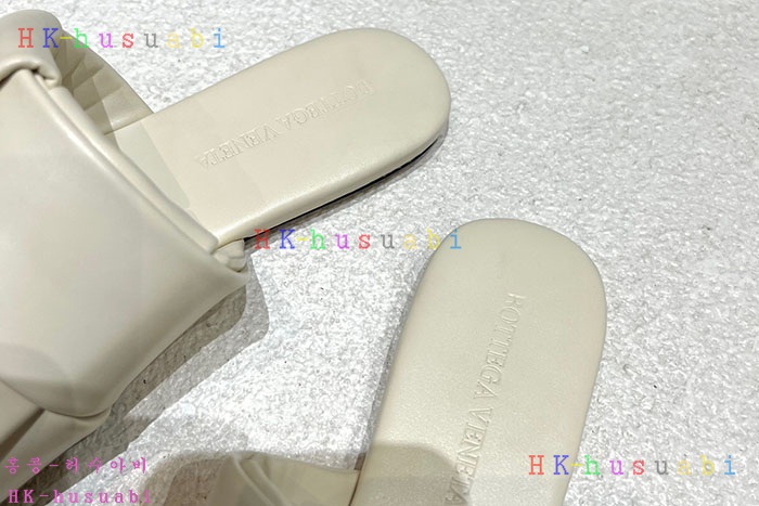 NEW 보테가베네타 샌들 신상 BV 858005