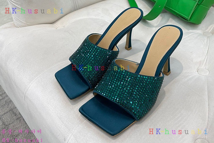 NEW 보테가베네타 샌들 신상 BV 859910