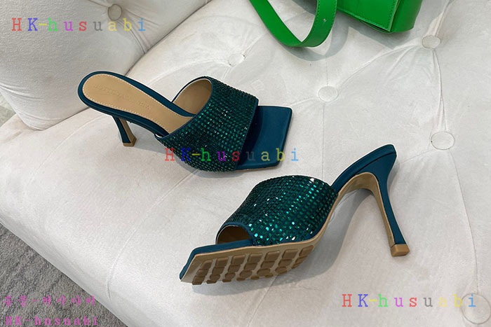 NEW 보테가베네타 샌들 신상 BV 859910