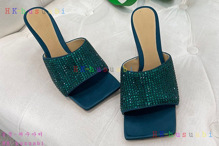 NEW 보테가베네타 샌들 신상 BV 859910