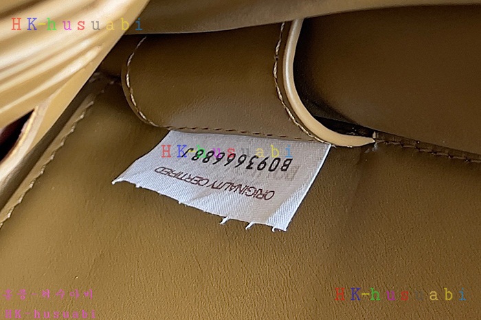 ★미러급★보테가베네타 인트레치아토 도큐먼트 파우치 693675