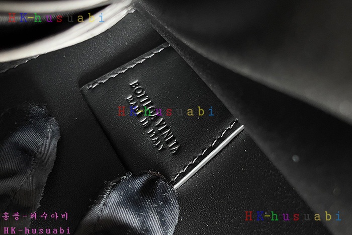★미러급★보테가베네타 인트레치아토 도큐먼트 파우치 693675-2
