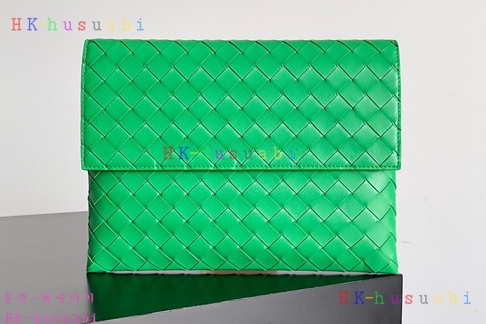 ★미러급★보테가베네타 플랩 파우치 667138-2