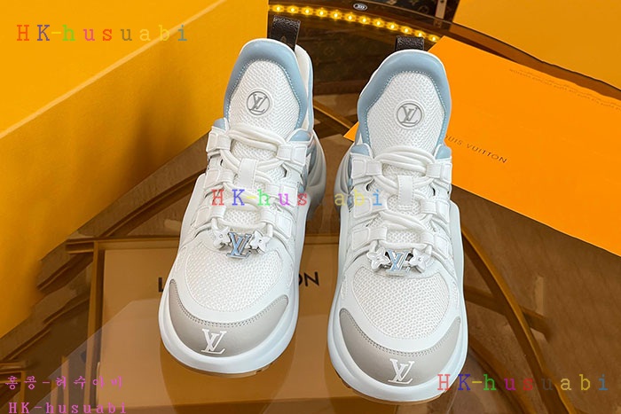 NEW 루이비통 스니커즈 신상 LV 982405