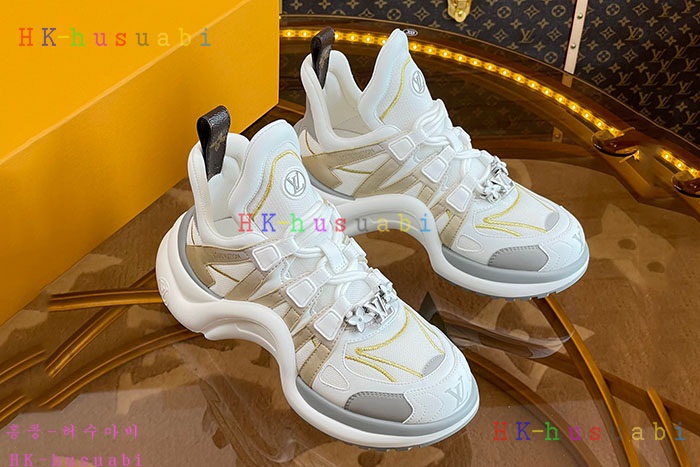NEW 루이비통 스니커즈 신상 LV 982404