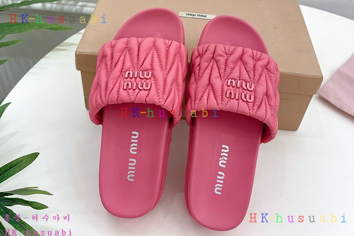 NEW 미우미우 신발 신상 MU 8857222