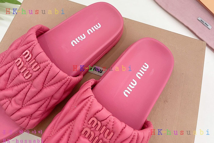 NEW 미우미우 신발 신상 MU 8857222