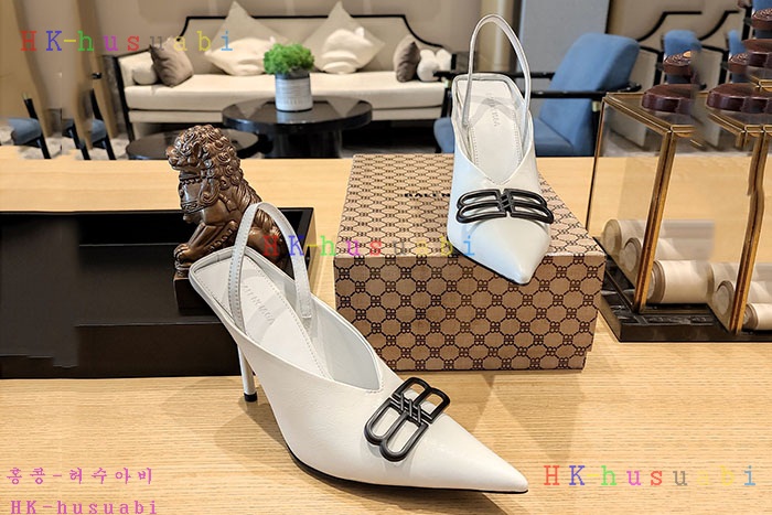 NEW 발렌시아가 신발 신상 B 858965