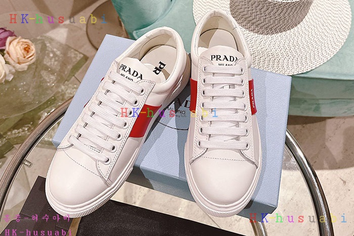 NEW 프라다 스니커즈 신상 P 952220