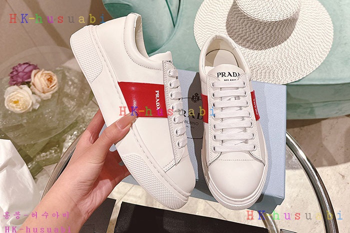NEW 프라다 스니커즈 신상 P 952220