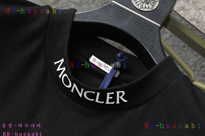 NEW 몽클레어 반팔티 신상 M8857002