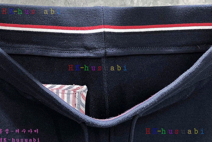 NEW 톰브라운 반바지 신상 TB 3250019