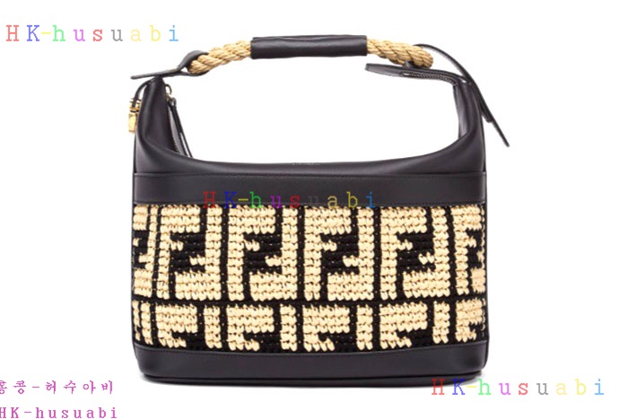 ★미러급★펜디 인슐레이티드 백  7AS113