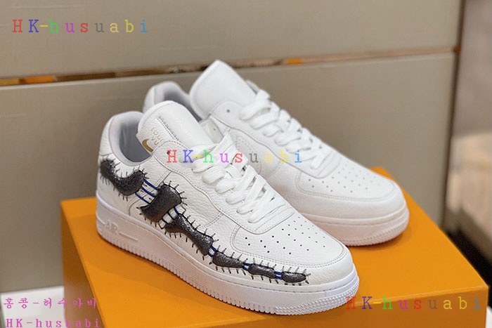 NEW 루이비통 스니커즈 신상 GU 632502