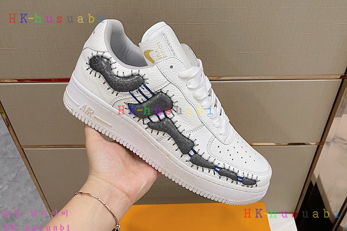 NEW 루이비통 스니커즈 신상 GU 632502