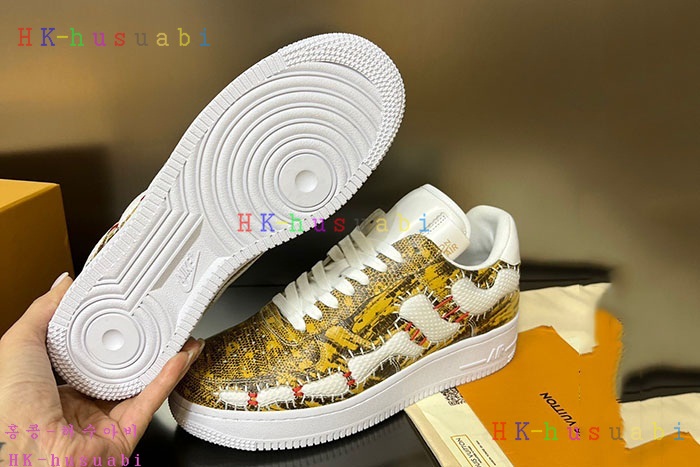NEW 루이비통 스니커즈 신상 GU 996820