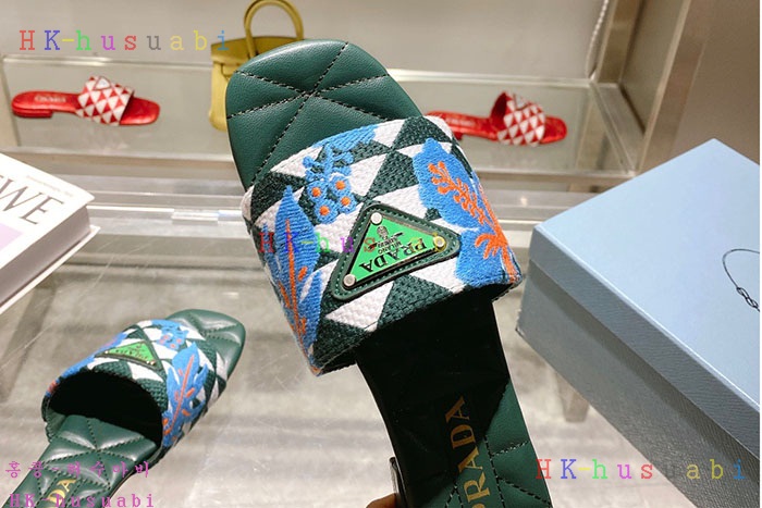 NEW 프라다 샌들 신상 P 325001