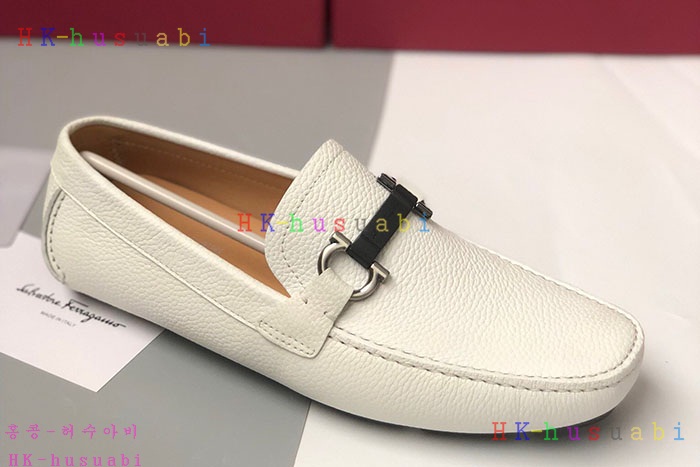 NEW 페라가모 신발 신상 F 824005