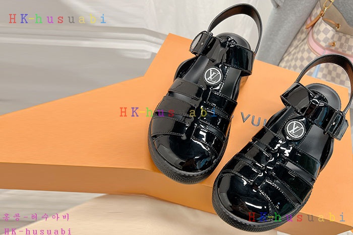 NEW 루이비통 샌들 신상 LV 6533001