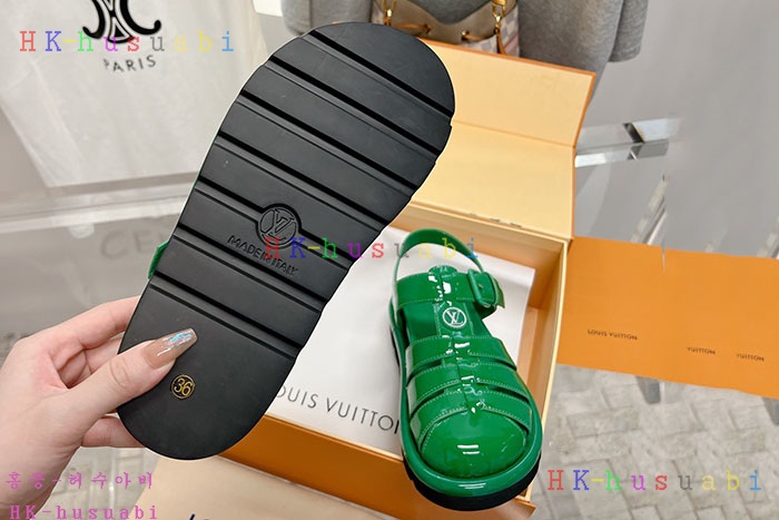 NEW 루이비통 샌들 신상 LV 6533008