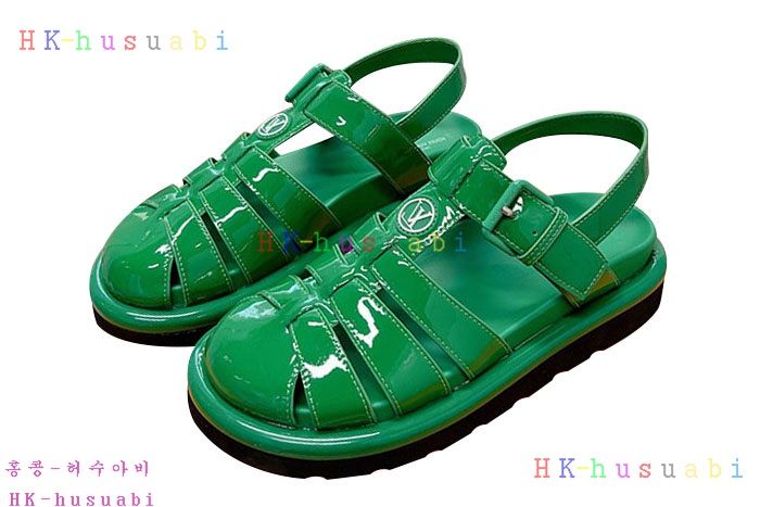 NEW 루이비통 샌들 신상 LV 6533008