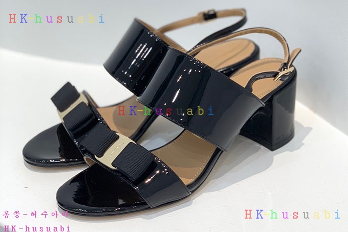 NEW 페라가모 샌들 신상 F 580402