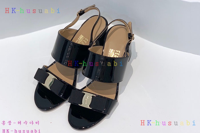 NEW 페라가모 샌들 신상 F 580402