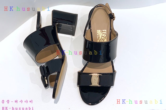 NEW 페라가모 샌들 신상 F 580402