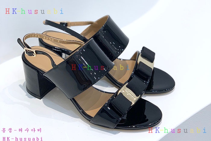 NEW 페라가모 샌들 신상 F 580402