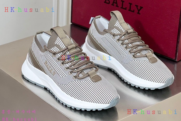 NEW 발리 스니커즈 신상 B 582242