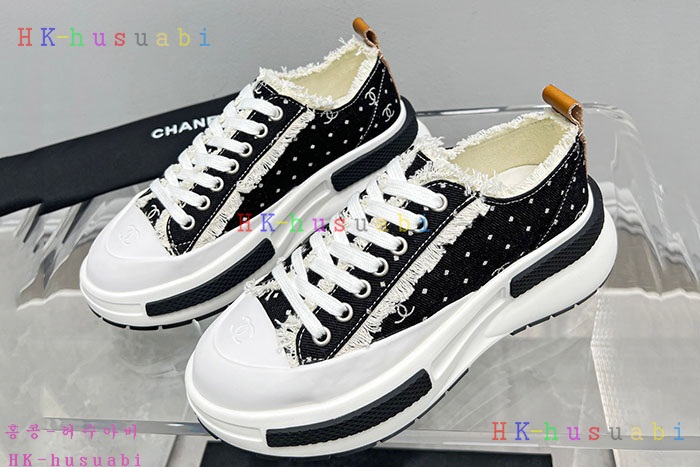 NEW 샤넬 스니커즈 신상 C 664400