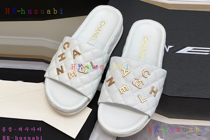 NEW 샤넬 샌들 신상 C 689012