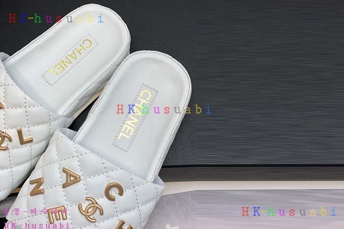NEW 샤넬 샌들 신상 C 689012