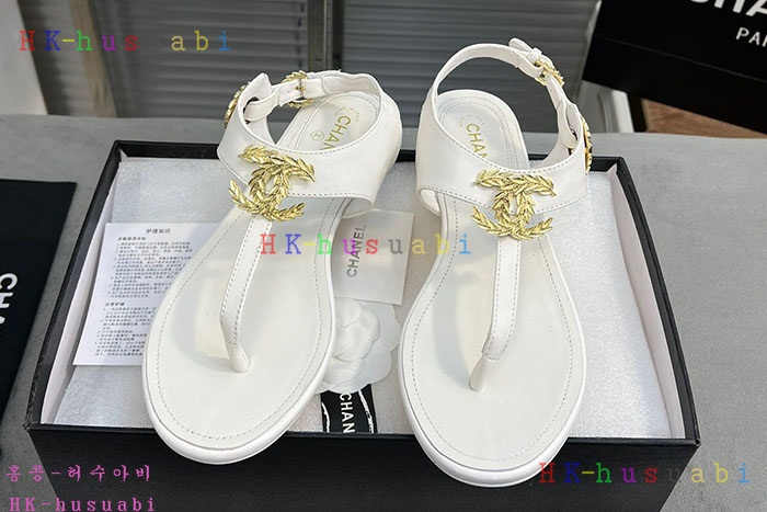 NEW 샤넬 샌들 신상 C 689013
