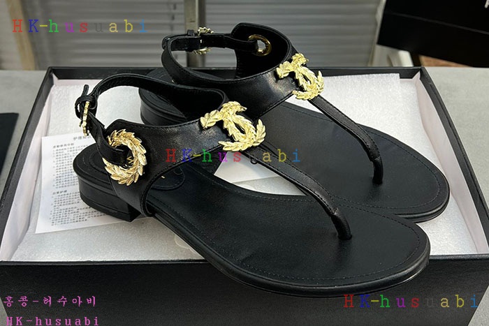 NEW 샤넬 샌들 신상 C 689014