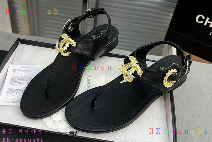 NEW 샤넬 샌들 신상 C 689014