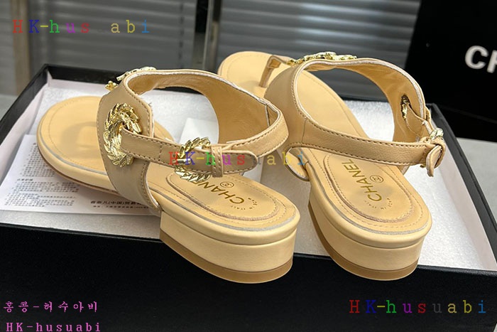 NEW 샤넬 샌들 신상 C 689015
