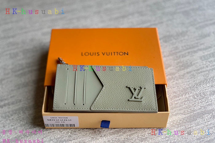 ★미러급★루이비통 LV 로고 지퍼 카드 홀더 M82282