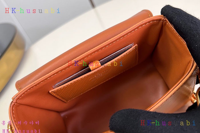 ★미러급★루이 비통 트위스트 락 XL M22297
