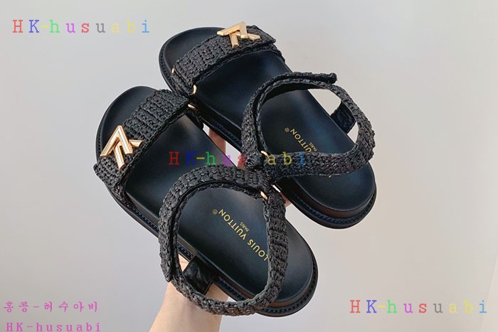 NEW 루이비통 샌들 신상 LV 704001