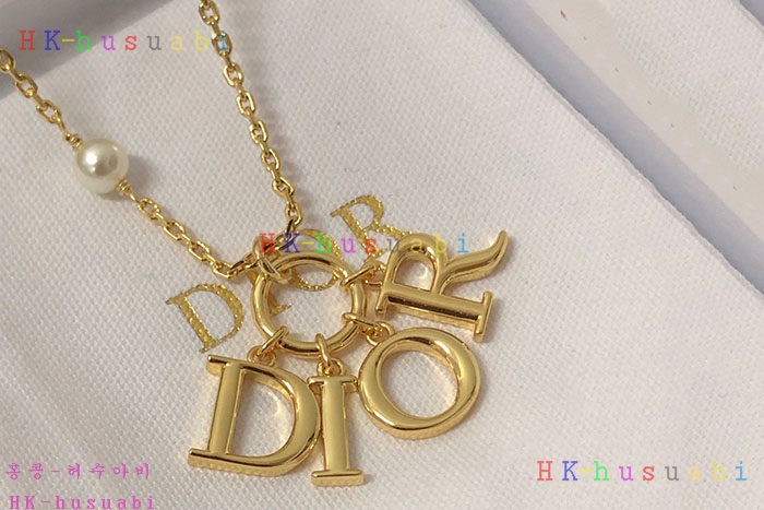 NEW 디올 목걸이 신상 DR 968585