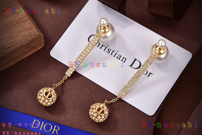 NEW 디올 귀걸이 신상 DR 968553