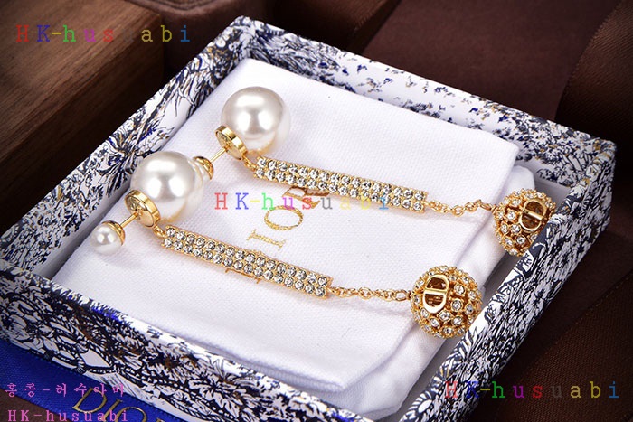 NEW 디올 귀걸이 신상 DR 968553