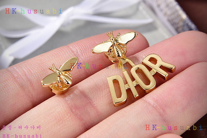 NEW 디올 귀걸이 신상 DR 968571